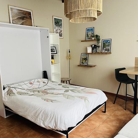 Logement, Plein Centre Du Village De Verzy Exteriör bild