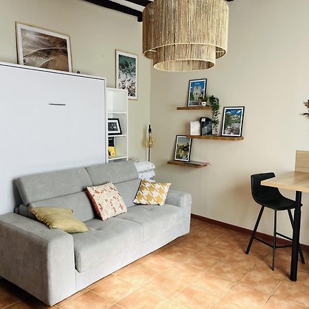 Logement, Plein Centre Du Village De Verzy Exteriör bild